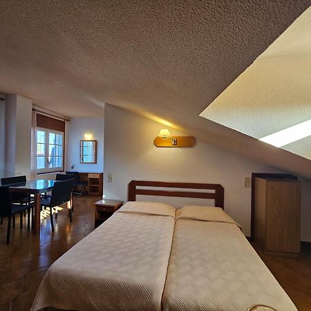 Hotel Blue Spot Malgrat de Mar Bagian luar foto