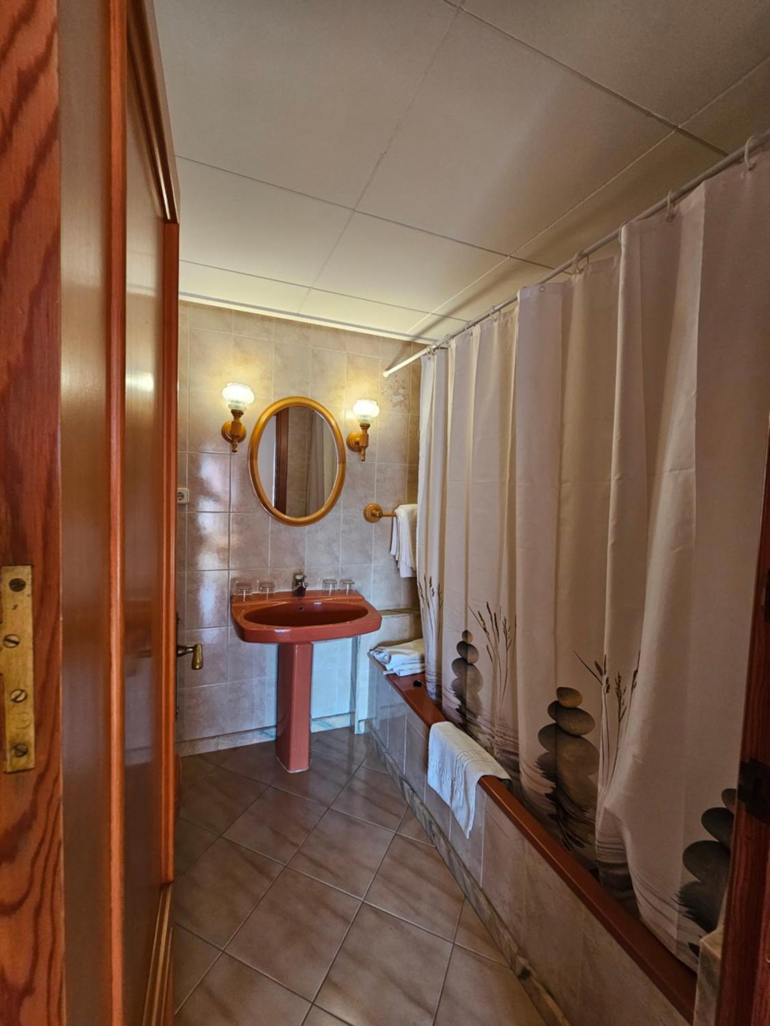 Hotel Blue Spot Malgrat de Mar Bagian luar foto