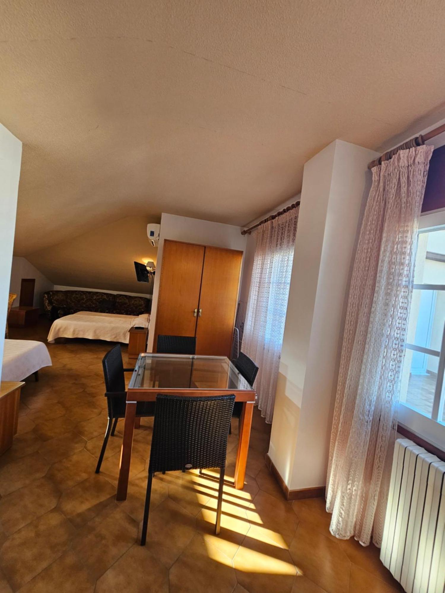 Hotel Blue Spot Malgrat de Mar Bagian luar foto