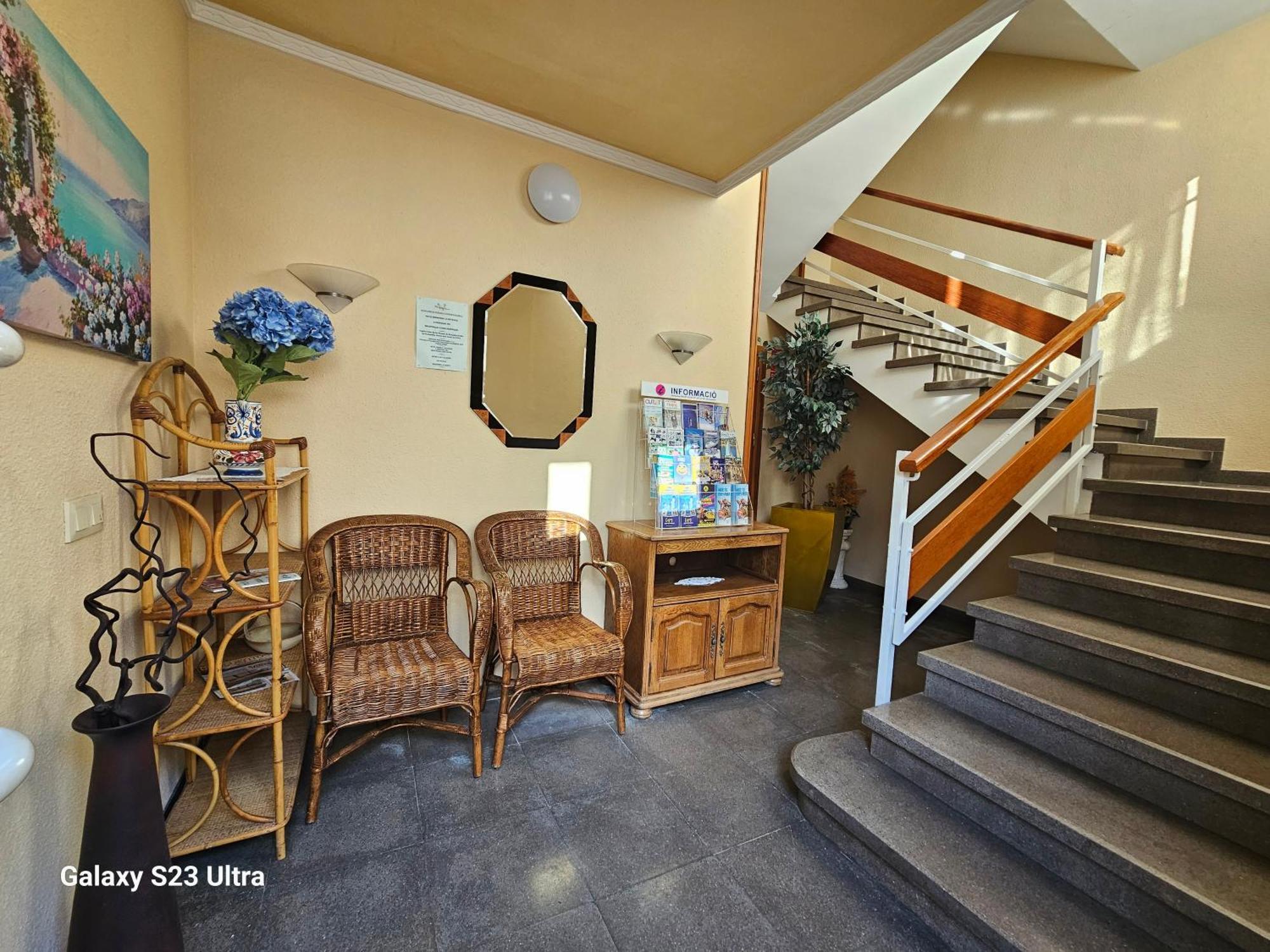 Hotel Blue Spot Malgrat de Mar Bagian luar foto