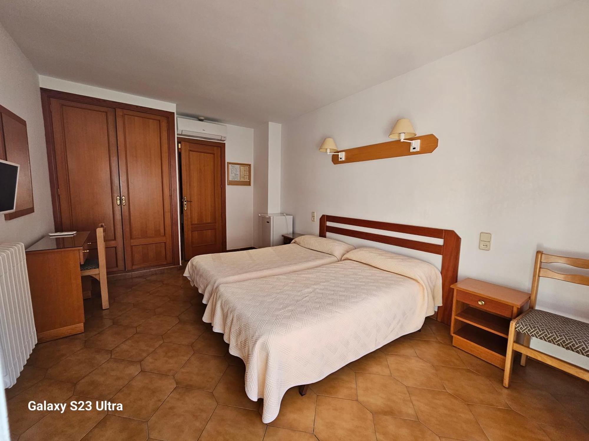 Hotel Blue Spot Malgrat de Mar Bagian luar foto